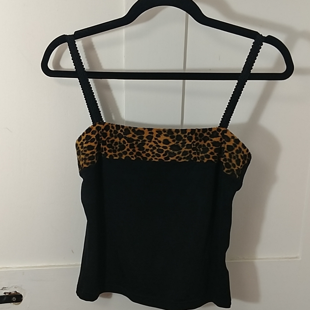 Black tank top with leopard fur trim